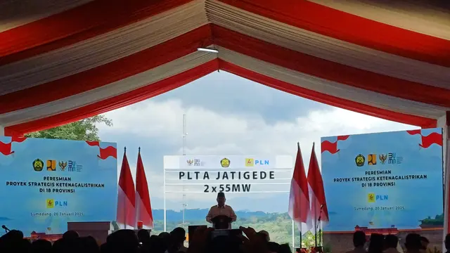 Presiden Prabowo meresmikan PLTA Jatigede.