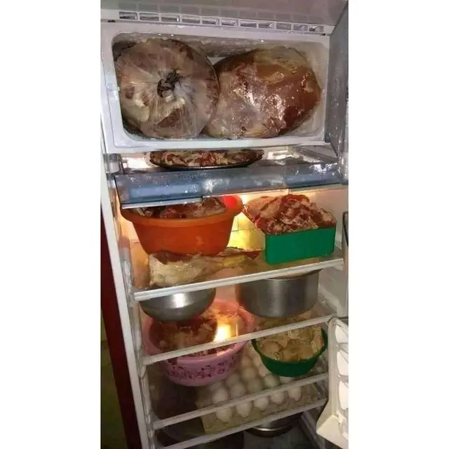 6 Penampakan Isi Kulkas Usai Kurban Iduladha, Penuh dengan Daging