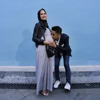 Pasangan Hengky Kurniawan dan Sonya Fatmala kini tengah menunggu kelahiran anak ke-2 mereka. Usia kandungan Sonya saat ini sudah menginjak 23 minggu atau memasuki enam bulan.  (Adrian Putra/Bintang.com)
