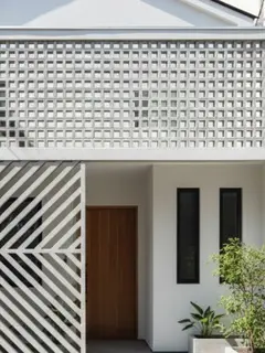 Model Roster Terbaik untuk Fasad Rumah Minimalis (Sumber: Gemini AI)