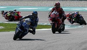 Keberhasilan ini melengkapi pencapaian Alex Marquez yang sebelumnya resmi mengamankan posisi runner-up klasemen akhir MotoGP 2025 setelah finis kedua pada sesi Sprint Race MotoGP Malaysia 2025, Sabtu (25/10/2025). Tambahan 12 poin dari sprint race memastikan posisinya tidak lagi terkejar di peringkat dua klasemen. (Lillian SUWANRUMPHA/AFP)