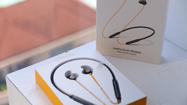 Realme Buds Wireless. Liputan6.com/Keenan Pasha