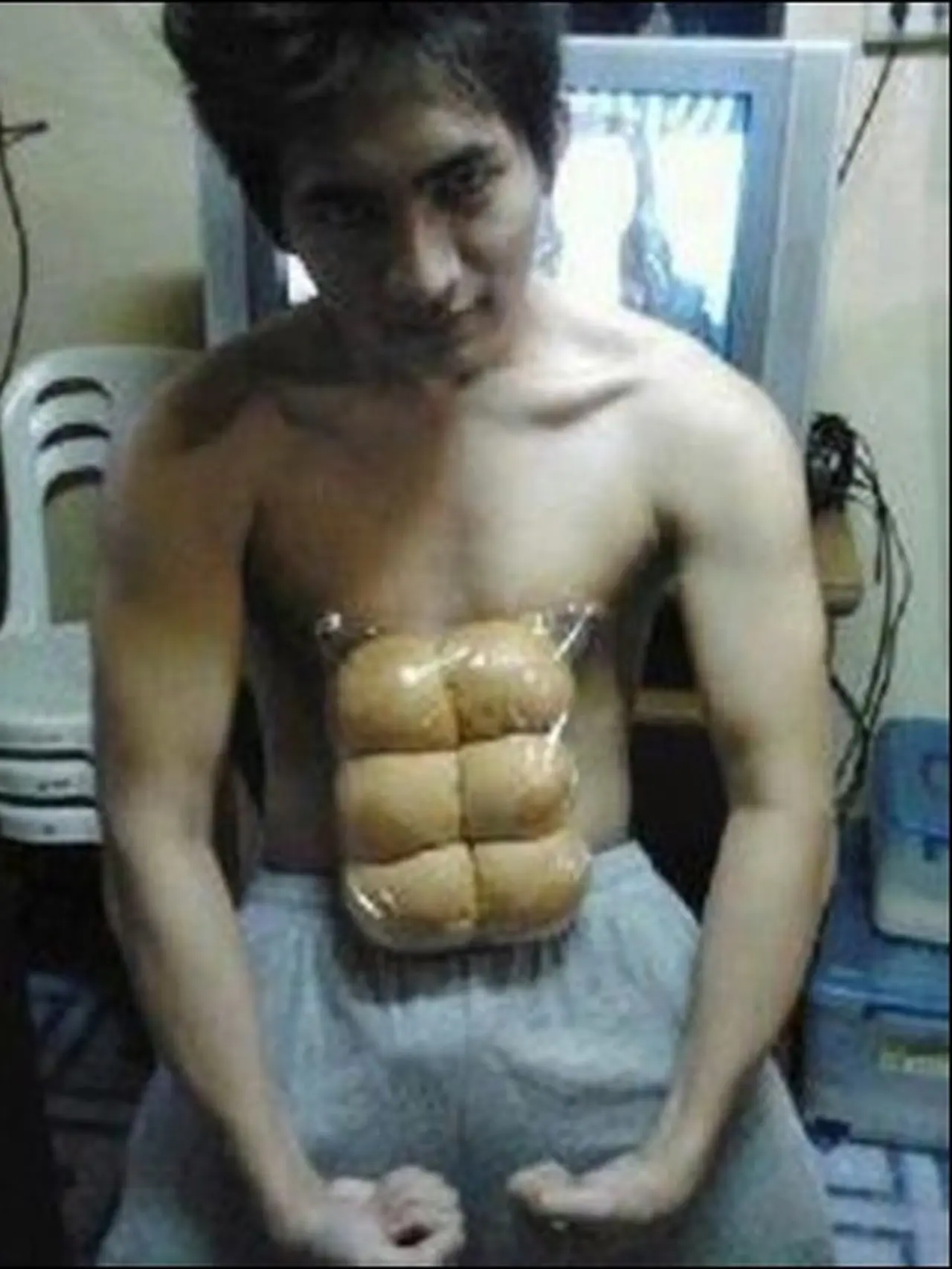 6 Aksi Bapak Bapak Ingin Punya Perut Six Pack Ini Kocak Hot