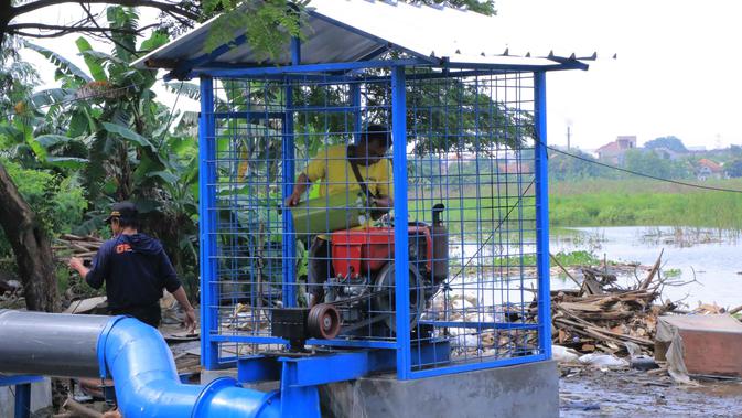 12 Pompa Satelit Mulai Dioperasikan di Tangerang untuk Sedot Banjir (Liputan6/Pramitha)