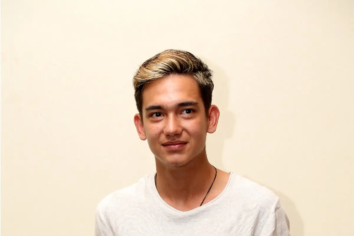 Adipati Dolken 