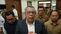 Hindari Jeratan Pinjol, Pemkot Tangsel Beri Bantuan Pendidikan untuk Mahasiswa Akhir