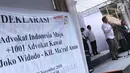 Ketua Umum Advokat Indonesia Maju, Sandi E Situngkir saat mendeklarasikan dukungan kepada Calon Presiden/Wakil Presiden Joko Widodo-Ma'ruf Amin di Jakarta, Jumat (30/11). Mereka bertekad menangkal hoax. (Liputan6.com/Helmi Fithriansyah)