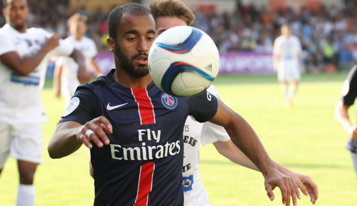 Lucas Maura menjadi bintang lapangan PSG pada laga ujicoba kontra Wiener SK, Minggu (12/7). (Bola.com/Reza Khomaini)