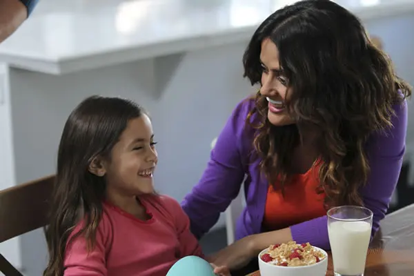 Salma Hayek dan Valentina (Pinterest)