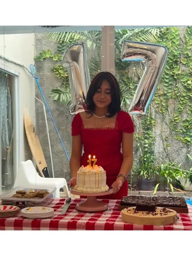 6 Potret Ultah ke-17 Brinette Anak Marcelino Lefrandt, Menawan Bergaun Merah