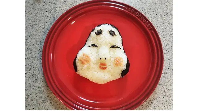 YouTuber Ini Bikin Nasi Kepal dengan Berbagai Bentuk, 6 Kreasinya Menggemaskan
