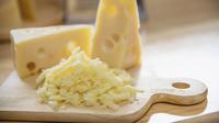 Ilustrasi keju. (Foto: Freepik)