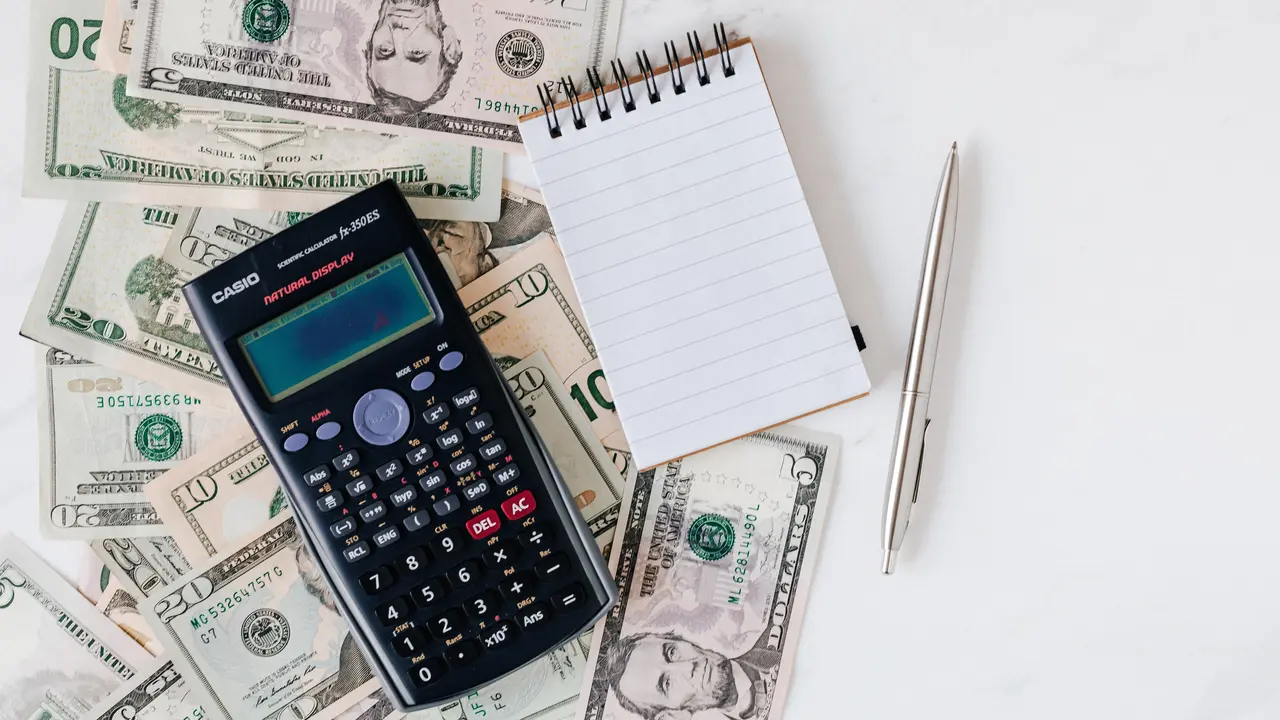 Tips Mengelola Keuangan Tengah Pandemi, Dana Darurat atau Investasi?