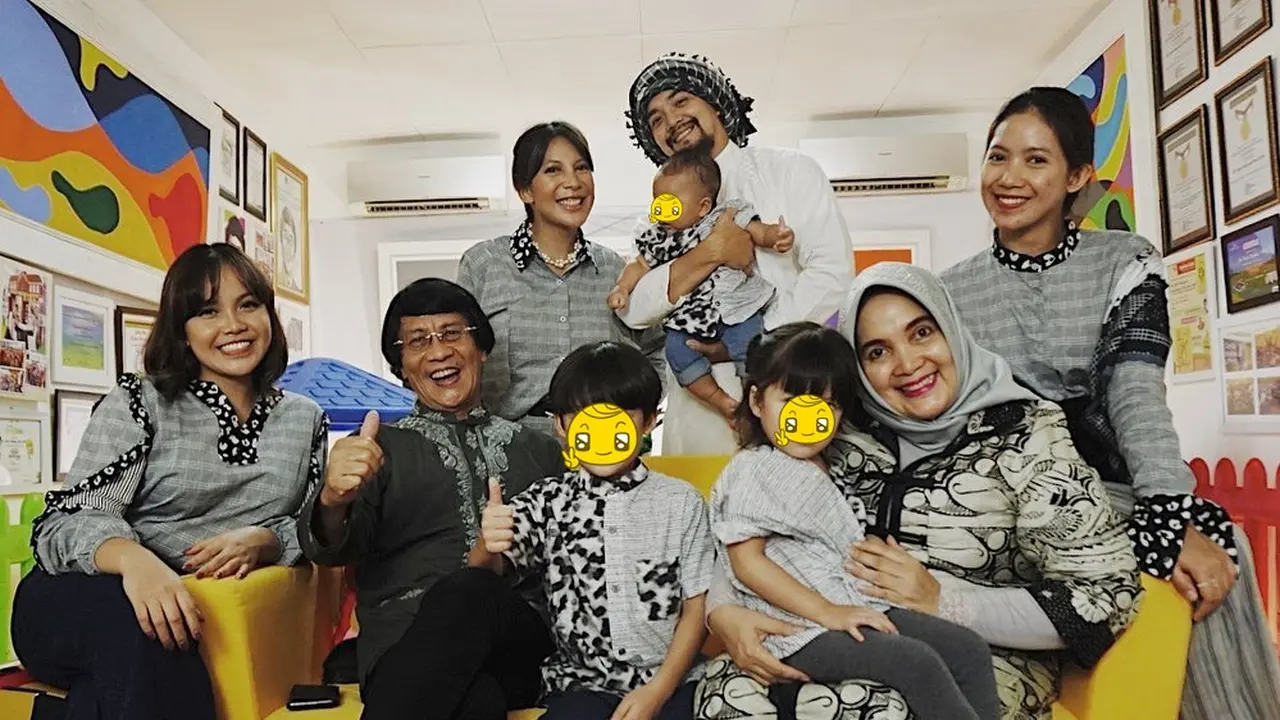 6 Potret Harmonis Kak Seto dan Keluarga, Awet Muda di Usia 70 Tahun