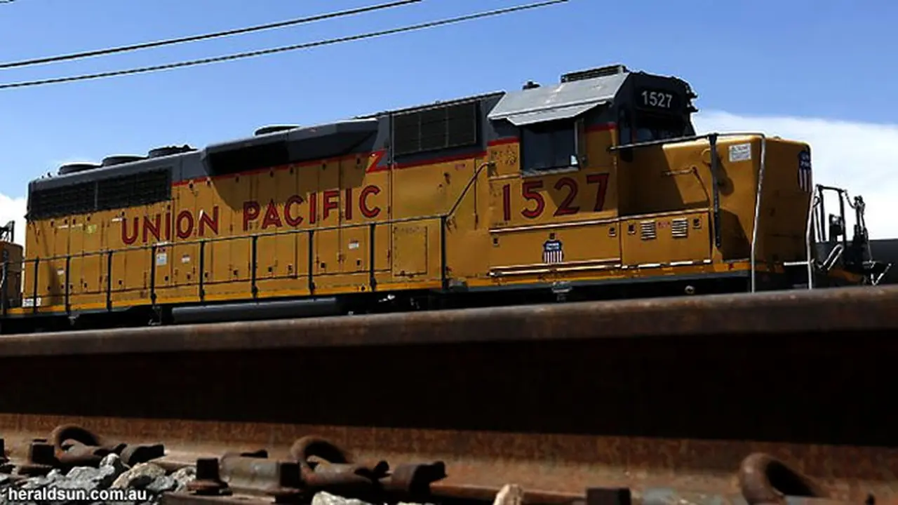 kereta-racun-130805b.jpg