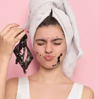 Peel off mask. (Foto: shutterstock.com)