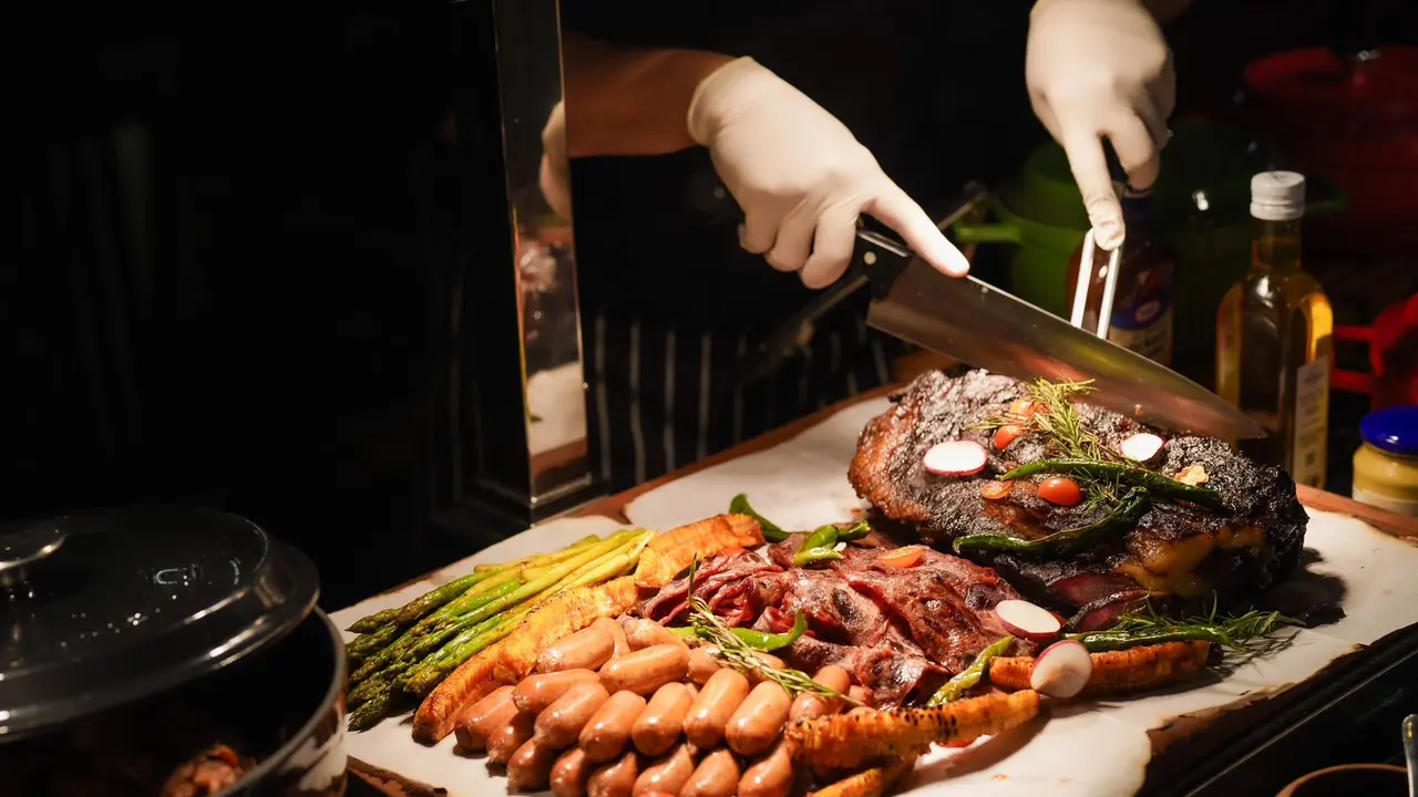 Makin Enak, Begini Cara Nikmati Steak Dry Aged Selama 60 Hari