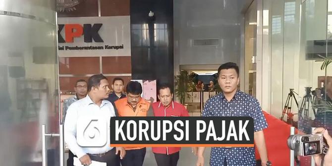 VIDEO: Terima Suap, Tiga Pegawai Ditjen Pajak Ditahan KPK
