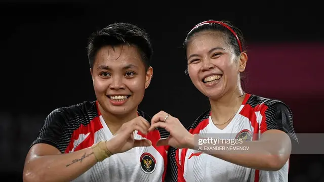 Kalahkan Peringkat 1 Dunia, Ini 6 Potret Greysia Polii dan Apriyani Rahayu saat Bertanding