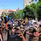 Ribuan mahasiswa se-Sumsel menggelar unjuk rasa di simpang empat gedung DPRD Sumsel (Liputan6.com / Nefri Inge)