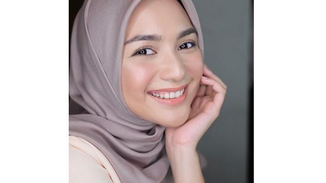 Mantap Berhijab, Ini 7 Potret Penampilan Terbaru Citra Kirana