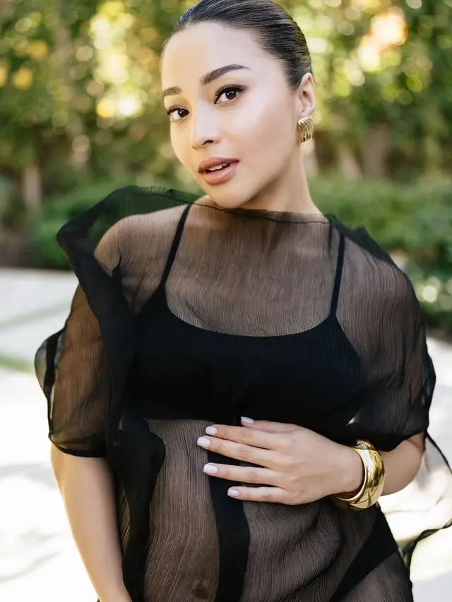 Maternity Nikita Willy