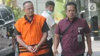 Kasubbag Protokol nonaktif Pemkot Medan, Syamsul Fitri Siregar tiba untuk menjalani pemeriksaan di Gedung KPK, Jakarta, Kamis (12/5/2019). Syamsul Fitri Siregar diperiksa sebagai saksi untuk tersangka Wali Kota Medan Nonaktif, Tengku Dzulmi Eldin. (merdeka.com/Dwi Narwoko)