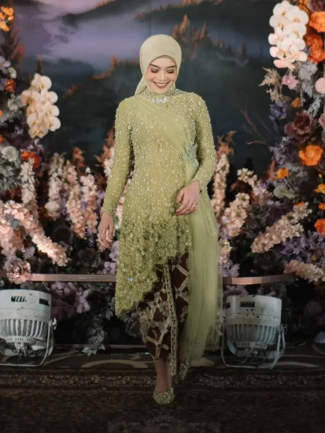 Potret 7 Busana Lesty Kejora dari Lamaran hingga Tasyakuran Pernikahan, Memesona