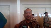 Wagub DIY sebelum Paku Alam X yang tak lain ayahandanya tidak bisa blusukan karena kondisi kesehatan yang tak memungkinkan. (Liputan6.com/Fathi Mahmud)