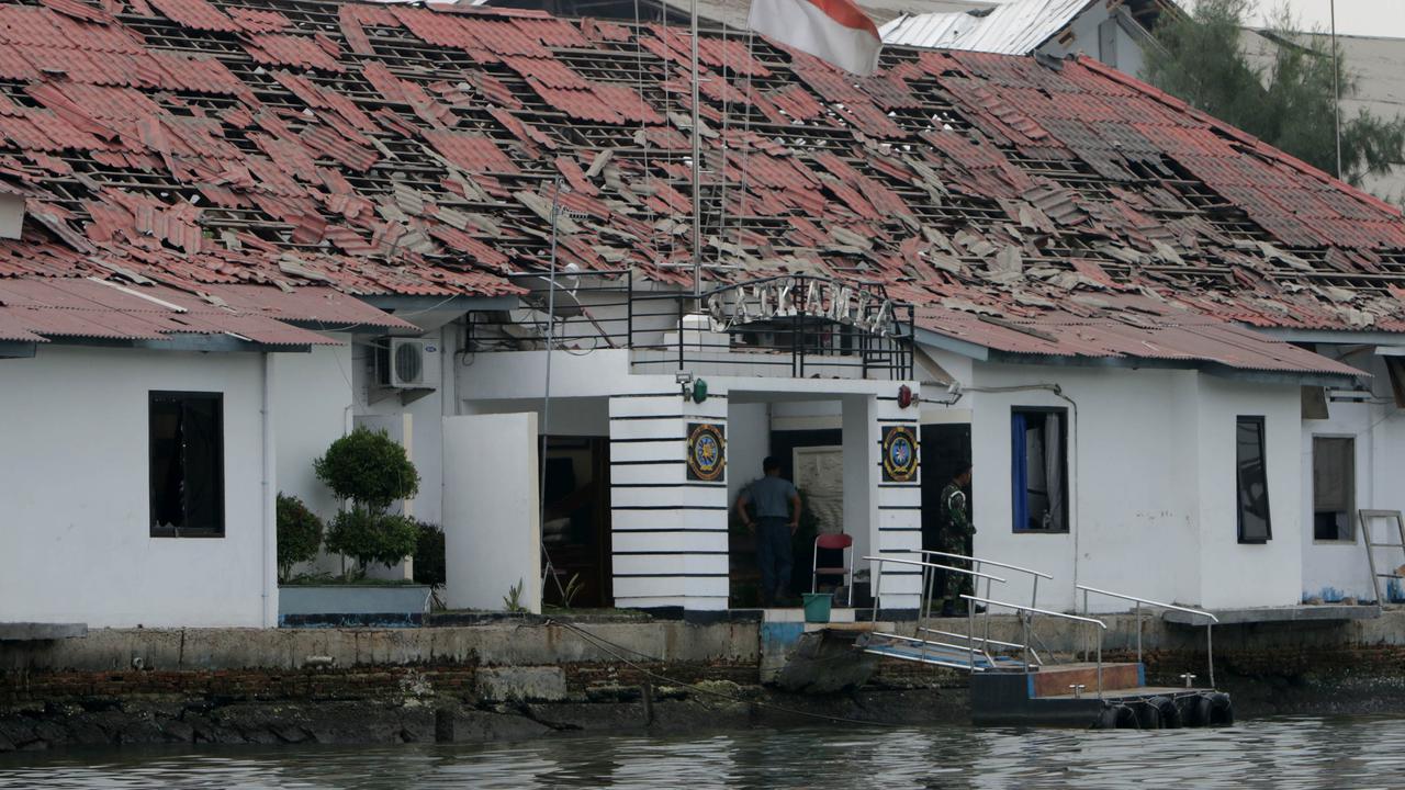 Bangunan Imbas Ledakan Gudang Amunisi TNI AL