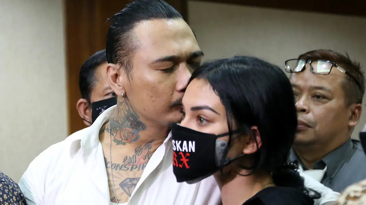 [Fimela] Jerinx dan Nora Alexandra
