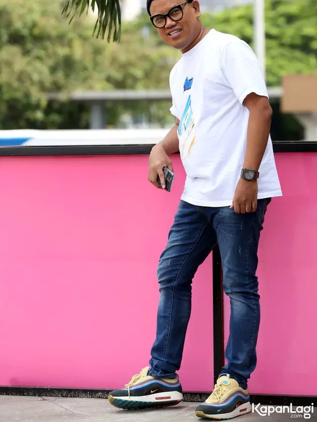 Potret koleksi sepatu Uya Kuya. (Sumber: kapanlagi.com)