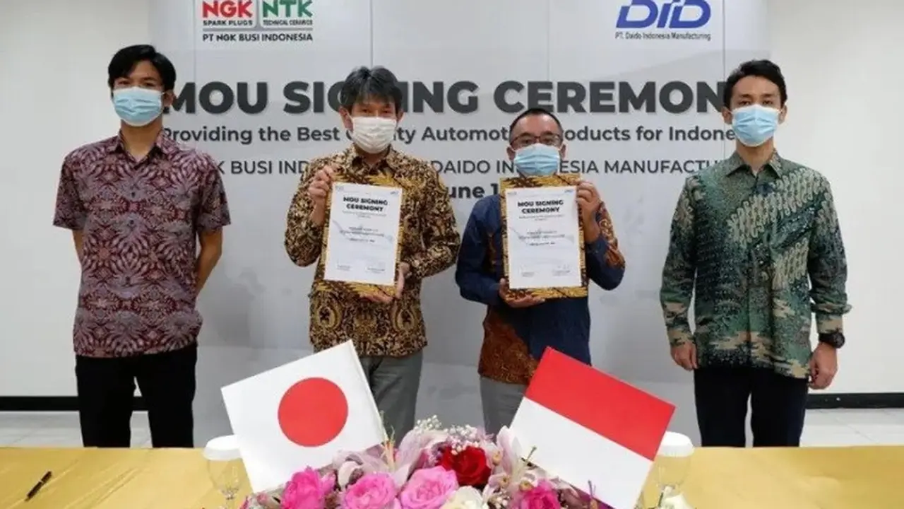 NGK