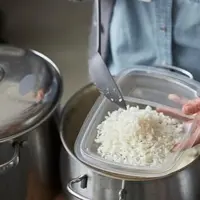 Ilustrasi nasi di rice cooker. (Foto: Freepik)