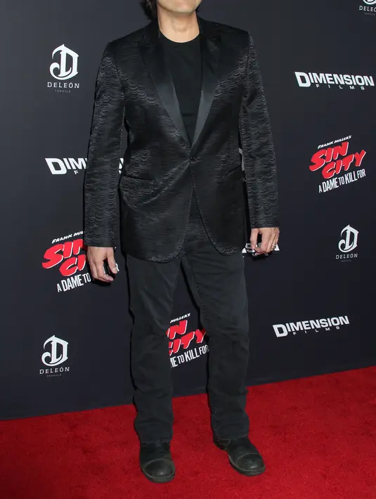 Robert Rodriguez juga menambahkan bahwa naskah film ‘100 years’ yang akan dibuat itu akan sangat elegan, emosional dan sangat khas gaya John. Ide mereka berdua nampaknya memang ide fantastis dengan membuat film ini. (Bintang/EPA)