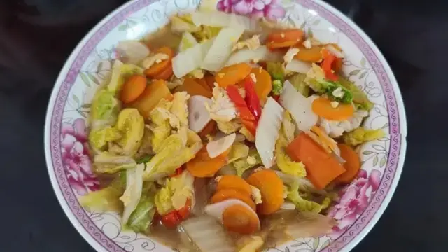 Resep tumis sawi wortel. (dok. Cookpad @nurekayanti)