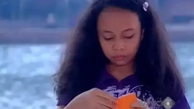 7 Transformasi Nisrina Nadhifah dari Siti Si Entong Sampai Jadi Aktivis HAM