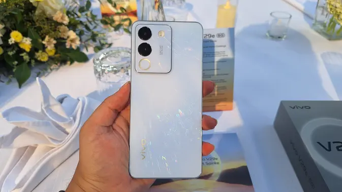 Vivo V29e (Liputan6.com/Giovani Dio Prasasti)