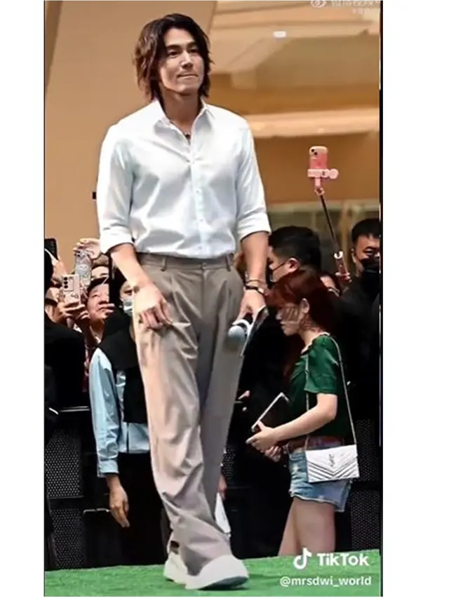 Kembali Jadi Sorotan, Ini 6 Potret Terbaru Jerry Yan yang Terlihat Tidak Menua