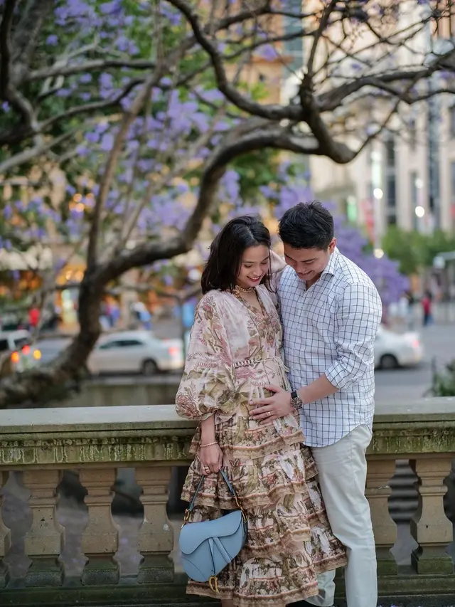 Potret 7 Seleb Umumkan Hamil Anak Kedua di 2022, Pamer Baby Bump
