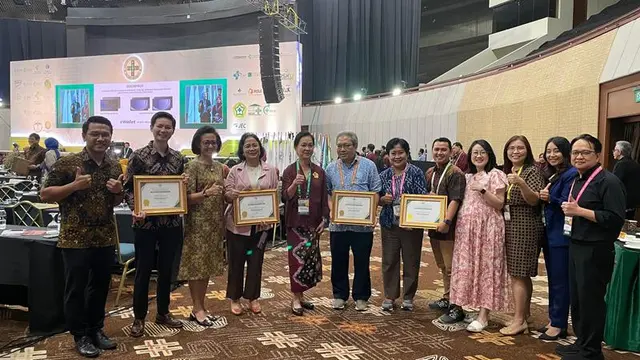 Perkuat Posisi sebagai Pemimpin Pelayanan Kesehatan di Indonesia dengan Raih 7 Penghargaan di PERSI Awards 2024.