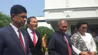 Empat pimpinan KPK lama menyambangi Istana Kepresidenan, menghadiri pelantik pimpinan KPK baru. (Liputan6.com/Lizsa Egeham)