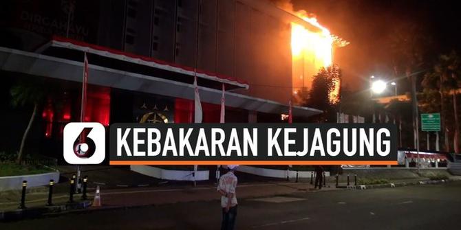 VIDEO: Saksi Kebakaran Gedung Kejagung RI, 'Itu Api Besarnya Minta Ampun...'
