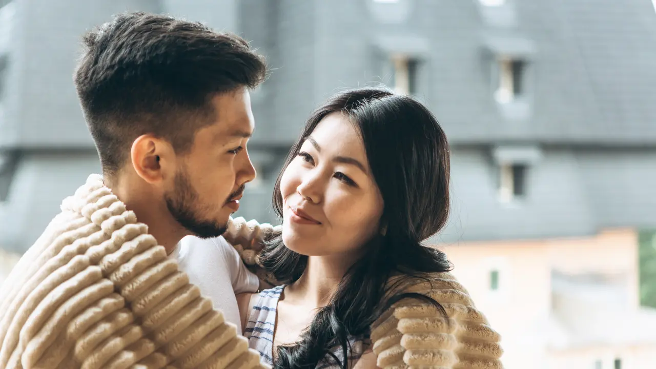 pasangan cinta