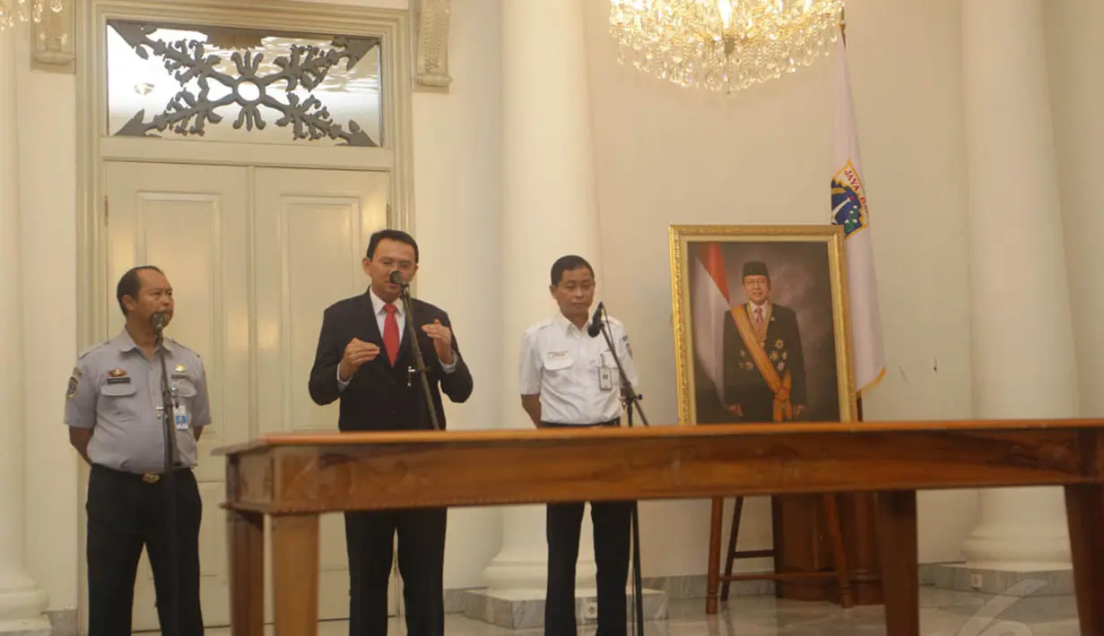 Wakil Gubernur DKI Basuki Tjahaja Purnama (Ahok) saat memberikan sambutan usai penandatanganan MoU di Balai Kota DKI Jakarta, (1/10/14). (Liputan6.com/Herman Zakharia)