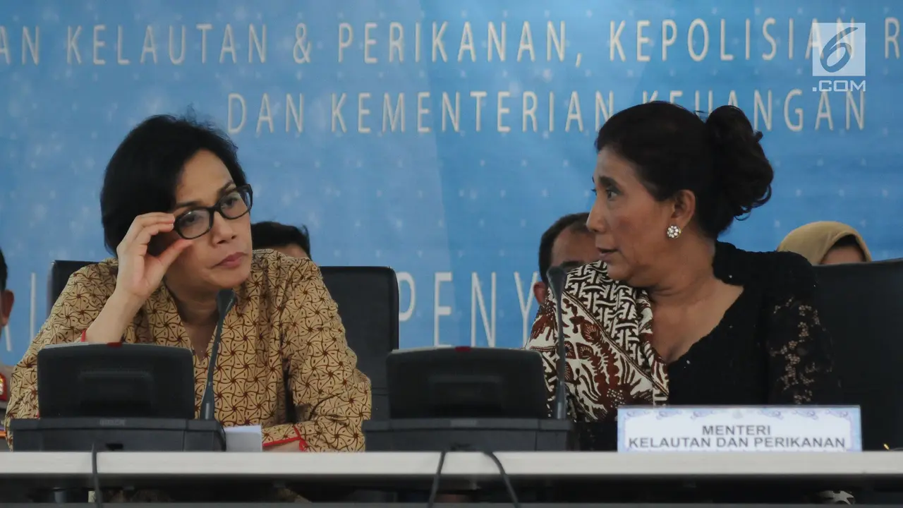 Menteri Susi Pudjiastuti dan Menkeu Sri Mulyani