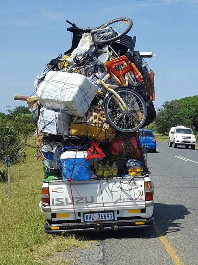 Bikin Bengong, 7 Potret Tak Biasa Orang Bawa Kendaraan