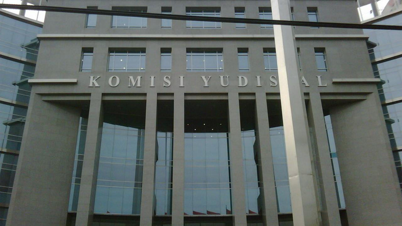 komisi yudisial 