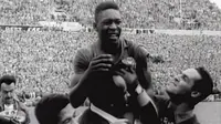 Pele Legenda Sepak Bola Pertama Perebut Piala Jules Rimet Sebanyak Tiga Kali