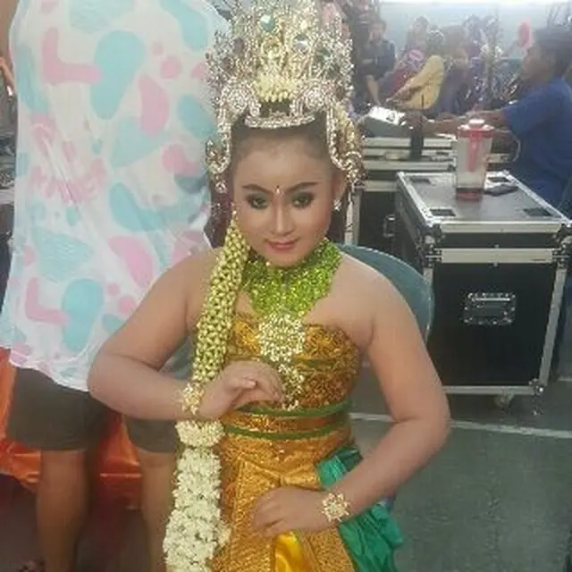 Potret Dimas Niken Salindry Sinden Cilik Asal Kediri